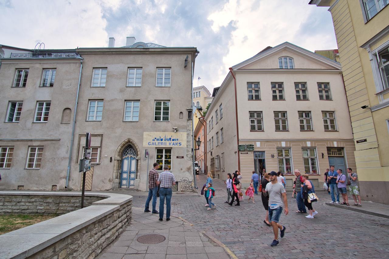 Dream Stay - Old Town Church View Apartment With Sauna Tallinn Buitenkant foto