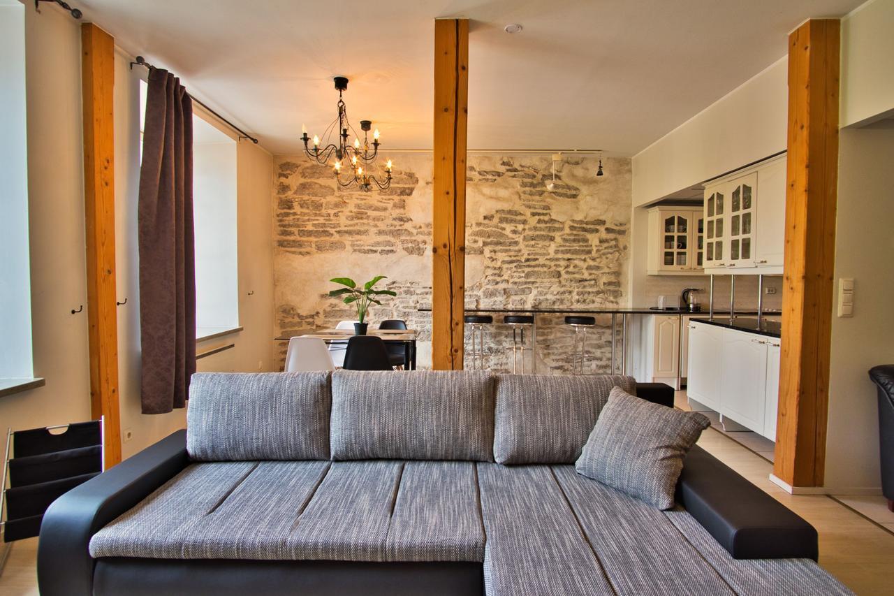 Dream Stay - Old Town Church View Apartment With Sauna Tallinn Buitenkant foto